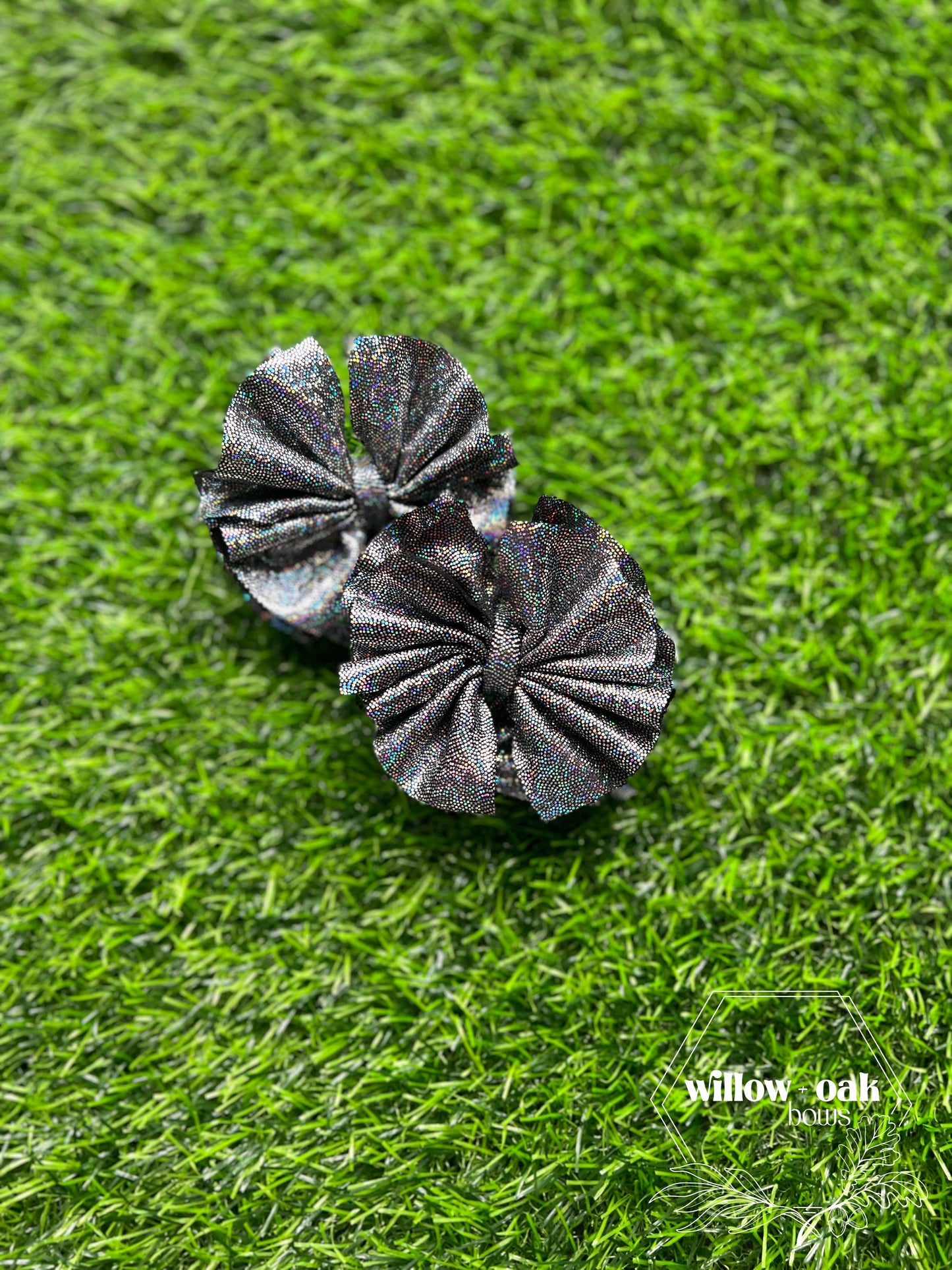 black|silver holographic