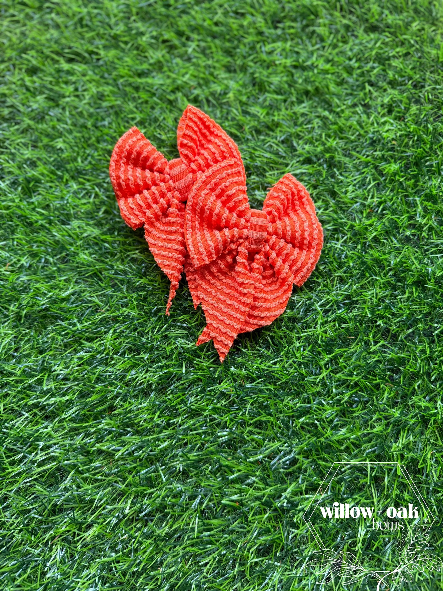 waved orange