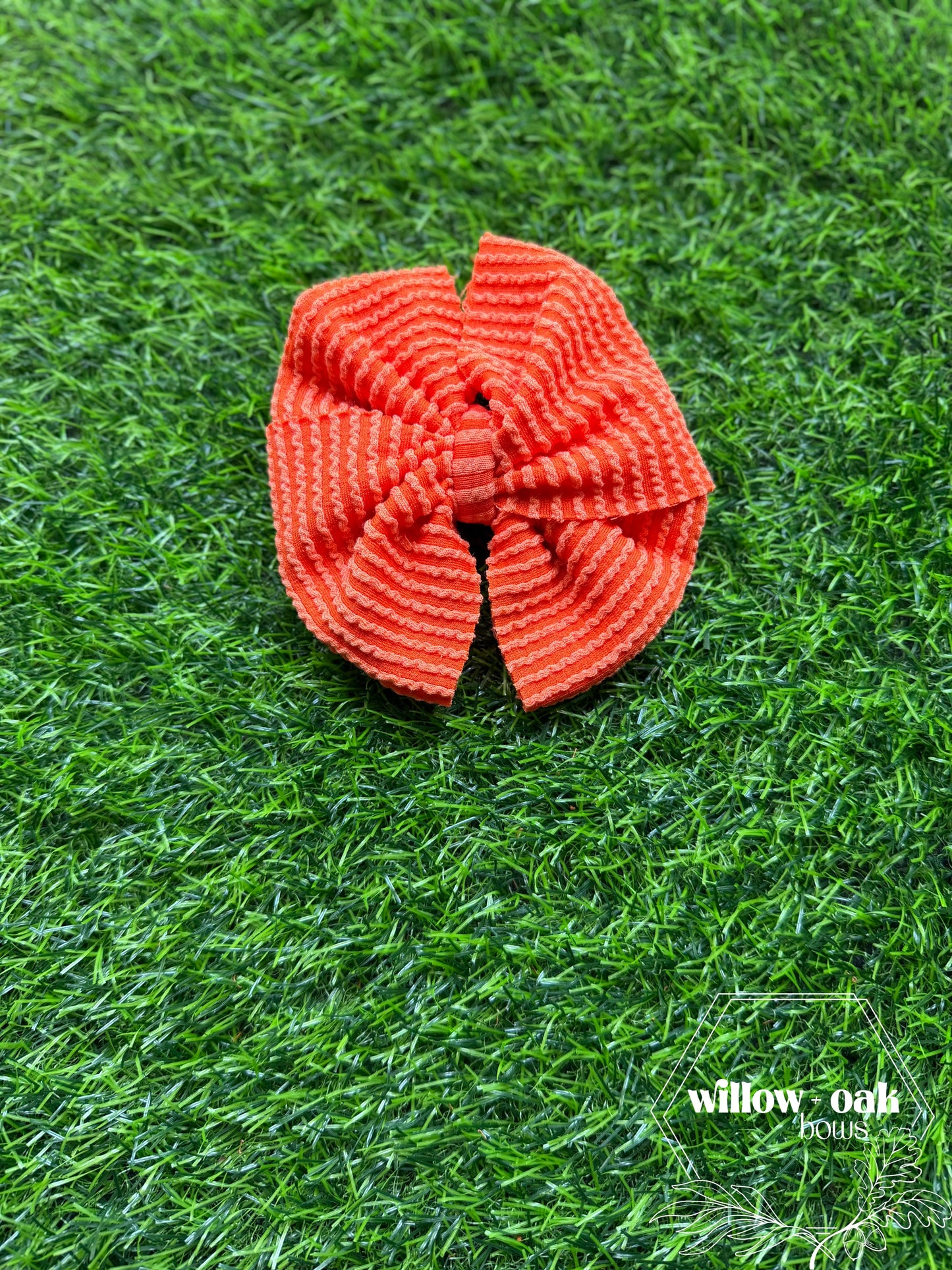 waved orange