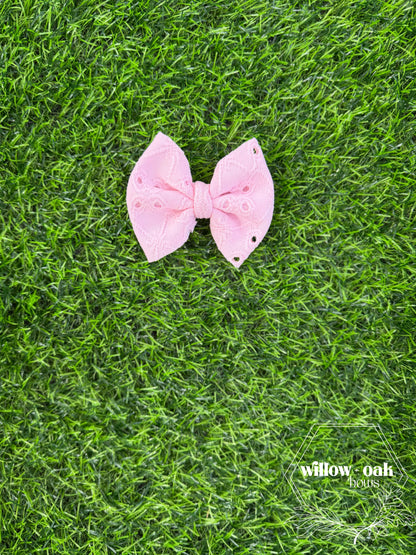 light pink eyelet