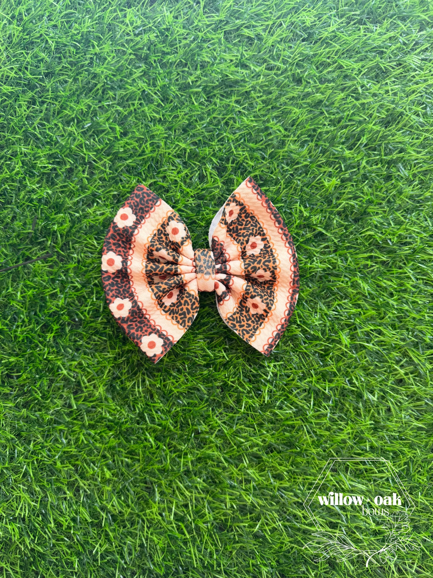 daisy leopard