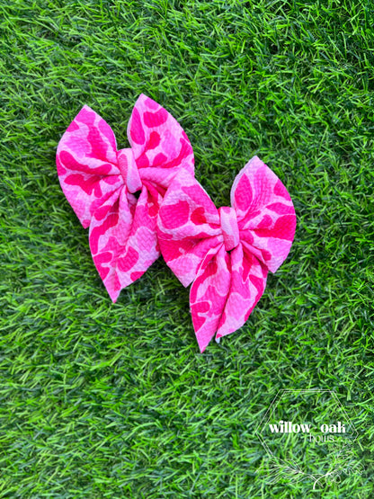pink camo bows